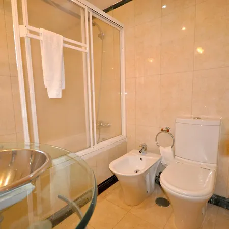 וילה Old Vilage Area Walking Distance To All Amenities