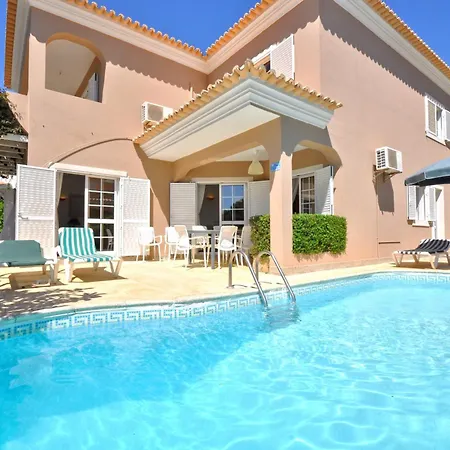 Villa Old Vilage Area Walking Distance To All Amenities Quarteira